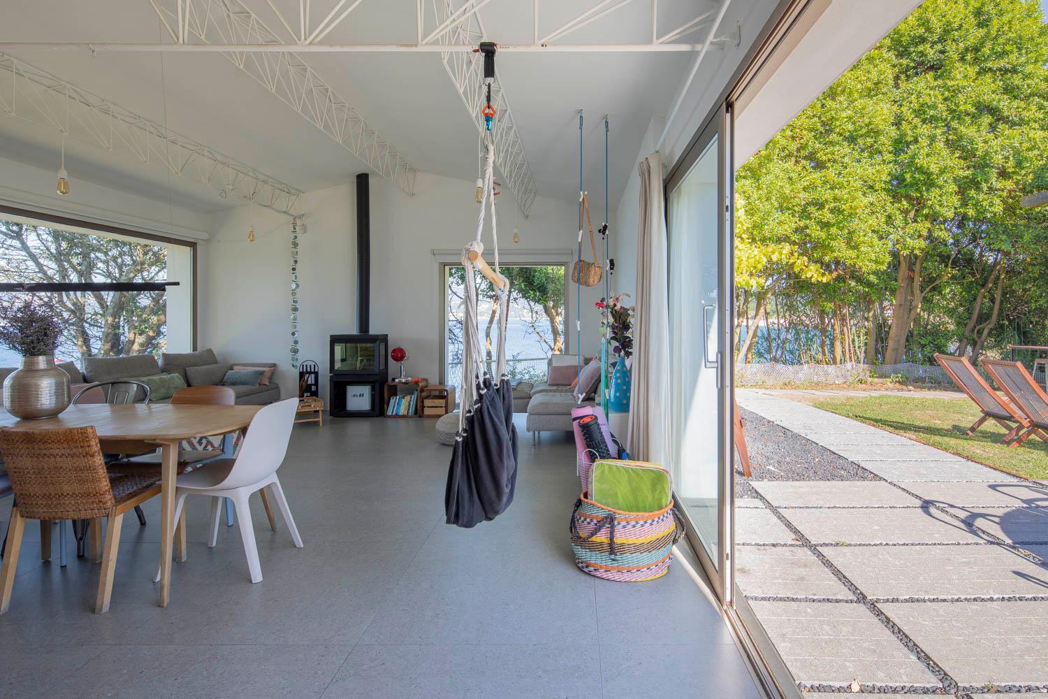 A Factoria Beach House By Prishomes Hio Exterior photo